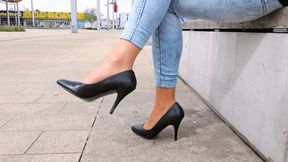 zed22 Jenny with her black pumps (mp4-HD)
