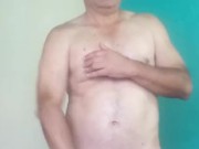 yo quiero que veas mi cuerpo masturbandome y quiero que tengas tu fantasía