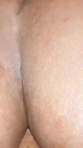 She received an unexpected anal cumshot in front VERY HORNY FROM EBONY MILF   Clip 1