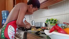 Cooking Slut - Hot Ebony Cook And Fuck In The Kitchen Extreme Squirt On The Table