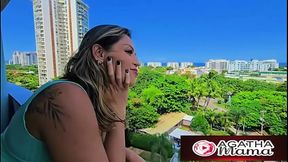 Agatha Mama em Meu Amigo do Rio N&atilde_o Perdeu Tempo, Veio Me Visitar Com Um Fogo