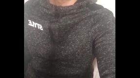 H&Eacute_TERO CASADO CHUPOU MINHA PICA ATE GOZAR NO BANHEIRO DO METR&Ocirc_