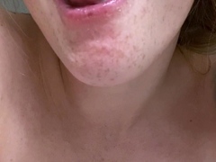 Amateur hottie solo masturbation