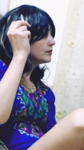 Must-see moment from &quot;She is Addicted To Smoking Cigarette&quot;
