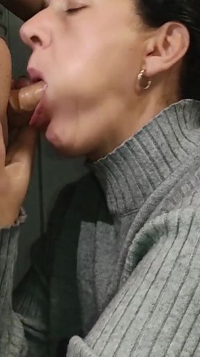 Mature MILF Wife Blowjob with Cum in Mouth   Clip 1