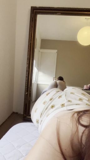 Hot wife shows off her cute and curvy ass in a solo scene