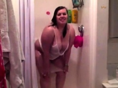 Sexy BBW Stripping in the shower - CassianoBR