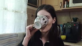 Sweet friend got a piping hot load in her mouth instead of cappuccino