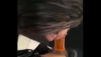 ME ENCANTA COMO ME HACE SEXO ORAL HASTA QUE TERMINO