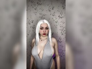 LARGE BUTT FUELS FRENZIED, WILD PLEASURES HERE