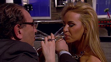 Boss fucks his blonde model secretary with his big dick in vintage clip