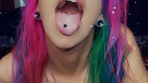 20:00- Baked & Begging: Anal Bullet + Glass Squid Dildo Madness