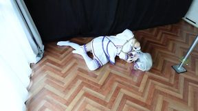 The Elf Woman Was Captured and Suffered a Pitiful Fate