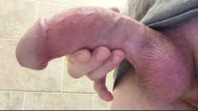 Crooked luggage makes daddy moan as he cums.