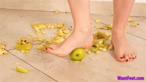 Margo Barefoot Apple Crush - Food Crushing - HD MP4