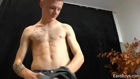 MichaelBerrys Hot First Time: Cute Teen Takes It All – Exclusive Casting 18+