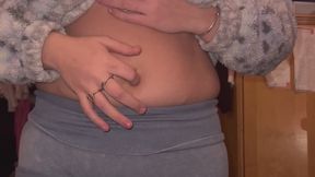 Fingering my belly button