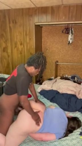 BiG AZZ WHITE GIRL GETTING NAILED WITH BACKSHOTS nutty pussy💦