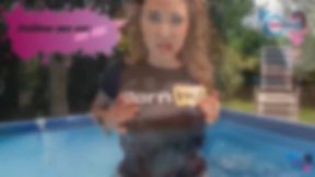 Effe si eccita durante un set fotografico e si fa scopare mentre succhia il cazzo del cameraman