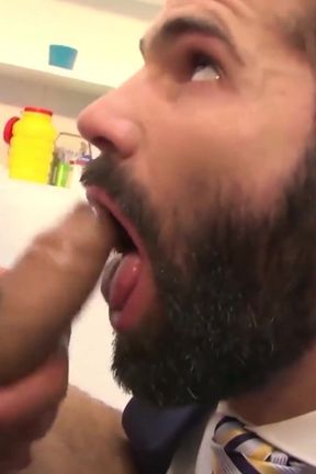 Menatplay hunky latin Dani Robles anal fucked by Jean Franko