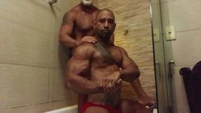 The strength of the muscular dominator in the bathtub