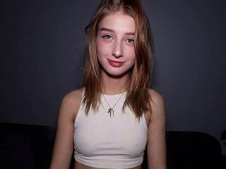 Shy Girl Craves To Screw