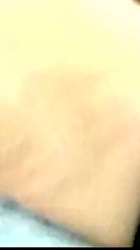 Sexy Blonde MILF Kyla Keys Gives Great Sloppy Head