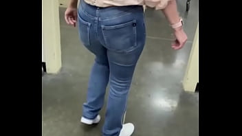 Thick Mature Gilf Booty