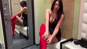 Russian escort MILF fucks her V.I.P client on camera