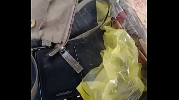 Quay l&eacute_n 2 chị em người Việt