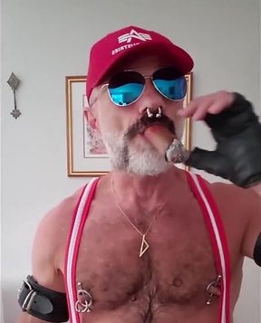 The Singlet Smoker
