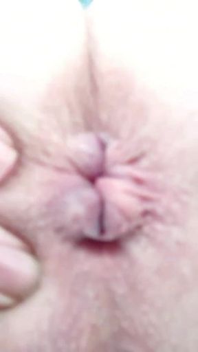 Lori Critter Facesitting POV
