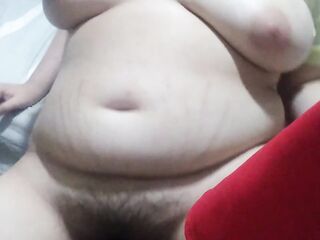 BBC Gordita rica caliente con grandes mulos virgen se toca a escondidas amateur casero real