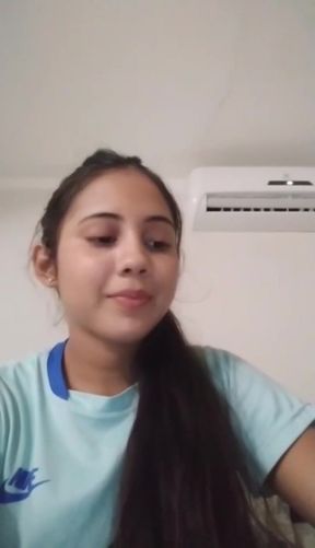 Desi Girl Showing Her Body in Bedroom