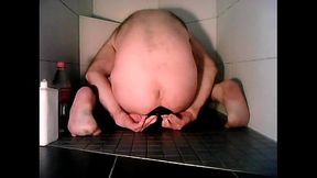 Analfotze mit Riesenplug gedehnt
