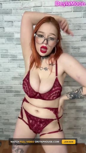 A Stunning Chick with Big Tits and a Nice Ass Dancing