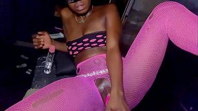 Fraud guy dey try chop cliant wey I dey distract am ROUGH with my JUICY WET TOTO!!