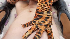 mia maffia leaking cum whilst riding a bwc