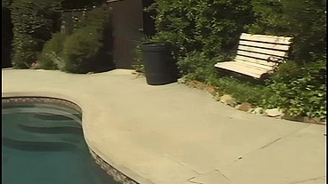 Reina Leone Floods Her Own Fingers