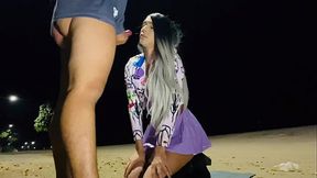 DOTADO FUDENDO A SAFADA NA BEIRA DA ESTRADA