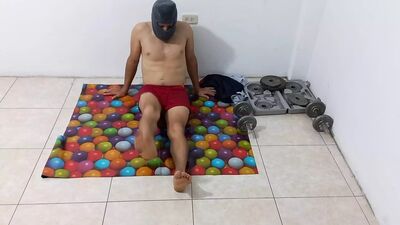 The big penis does not have the ability to get erect. The shame of the Latino with impotence