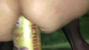 depois de destruir minhas pregas com uma tora de 40cm decidi acabar o estrago enfiando uma lata de cerveja gigante. voce nao vai acreditar no que aconteceu com minhas pregas.