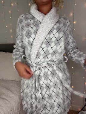 Neighbor's cardigan tease