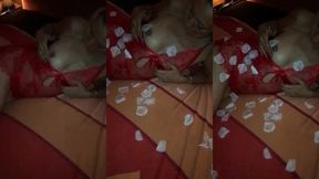 seduire moi touchez-moi mais laissez-moi profiter... je serai ta salope