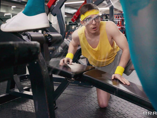 ”BRAZZERS Squirt The Sweat Away - Kona Jade, GI Joey”