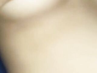 Viral MMS of sexy teen masturbating on phone