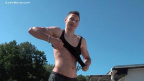 Petr Borek solo session with close-ups of his muscles