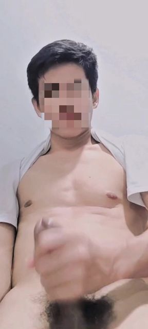Jakol Habang Wala Pang Tao.mp4