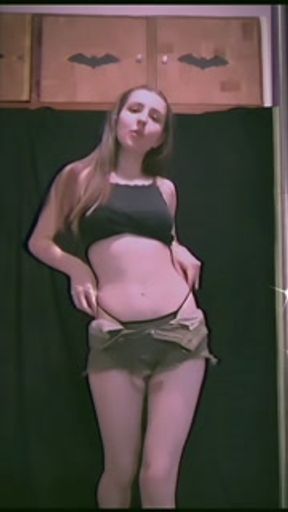 Dancing sexy reggaeton