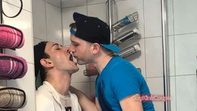 Sportswear Piss Fuck in the Shower